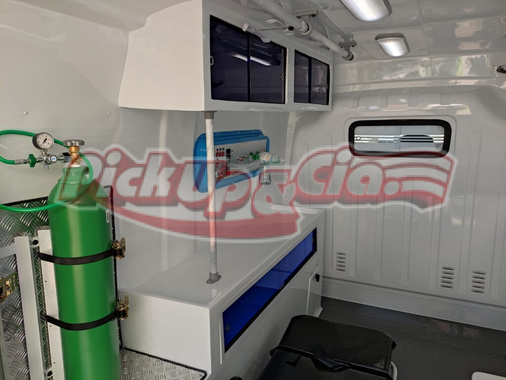 Nova Renault Master Ambulância